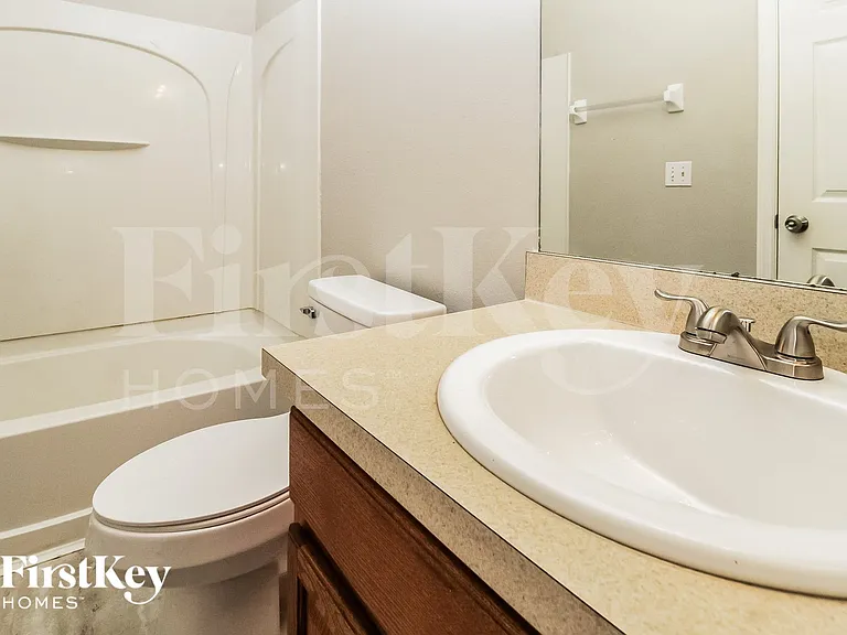 2579 Coachman Dr — Photo 13