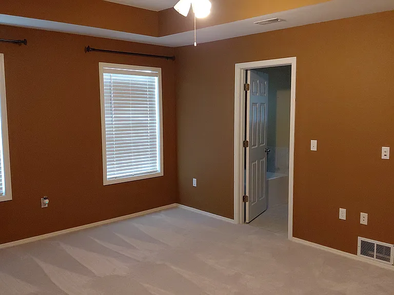 270 Eagle Dr — Photo 6