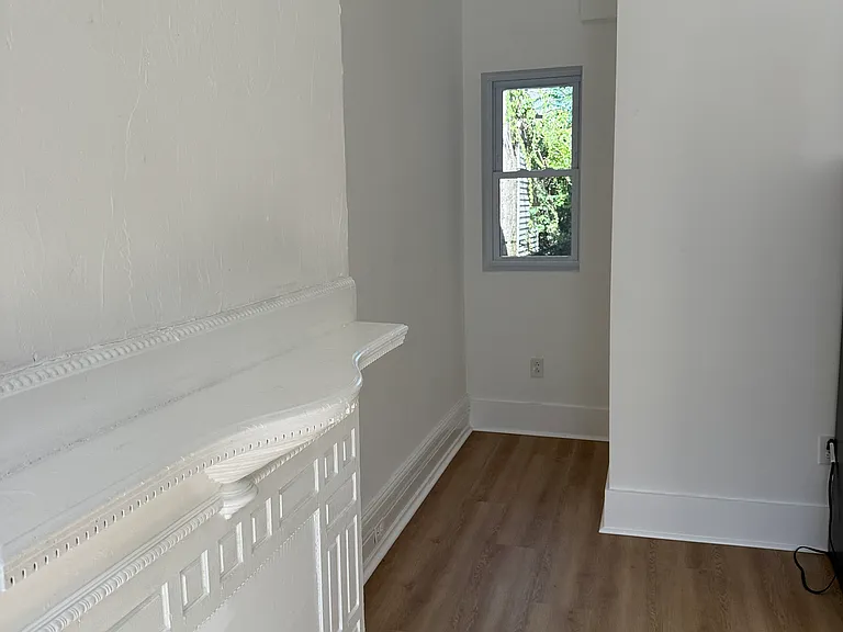 2235 N Van Pelt St — Photo 8