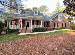50 Live Oak Ln, Pinehurst, NC 28374