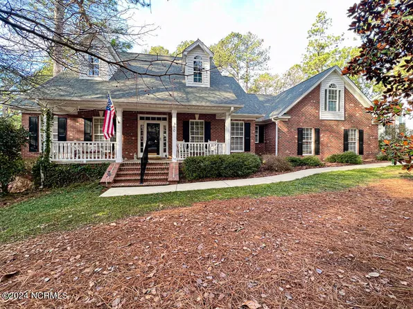 50 Live Oak Lane, Pinehurst, NC 28374