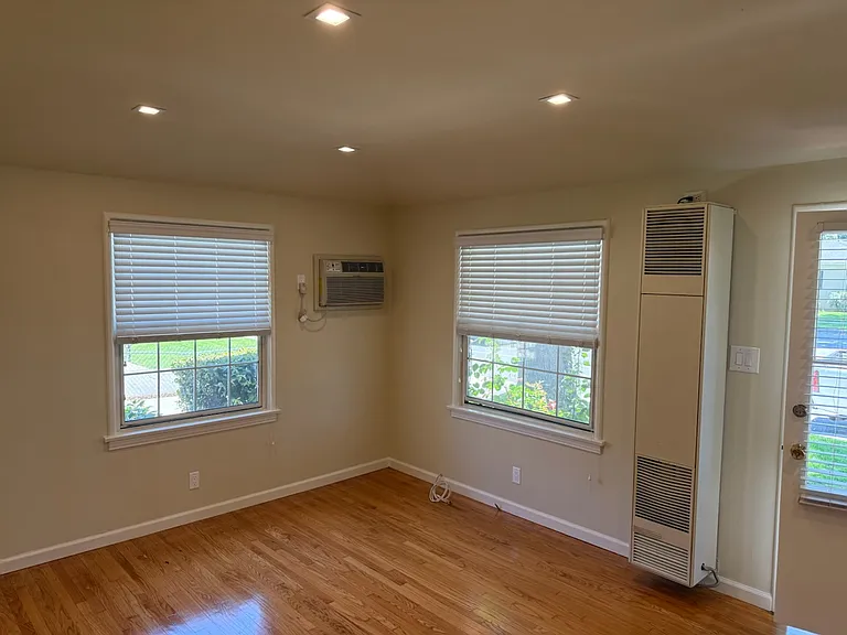 1809 W Alameda Ave — Photo 3