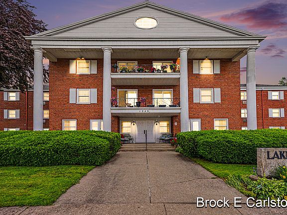 2nd image of 1249 Lakeshore Dr APT 339