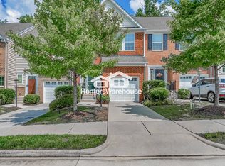 429 Creekwillow Dr, Midlothian, VA 23113