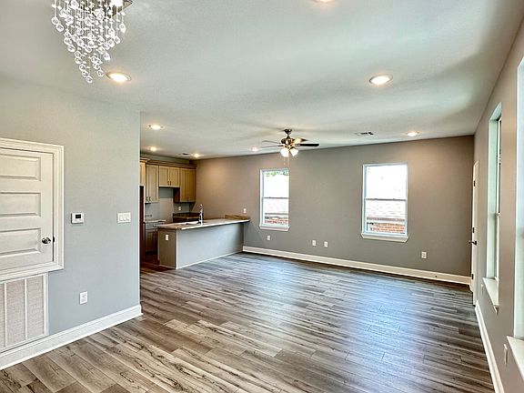 2nd image of 3526 Gibson St #3526