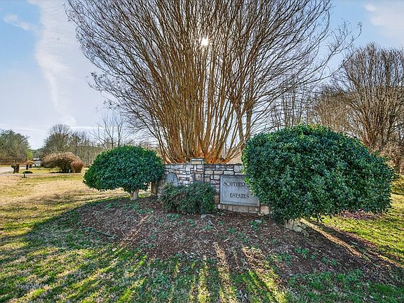 3rd image of 73 Souther Forest Rd