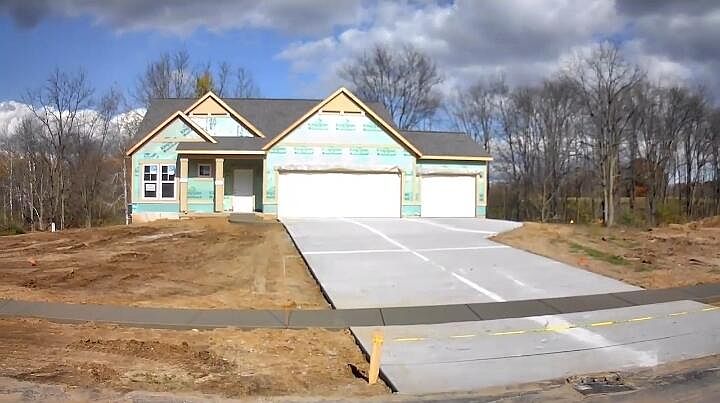 1st image of 2231 Quarter Horse Dr NE
