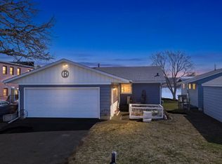 804 15th St NE, Austin, MN 55912