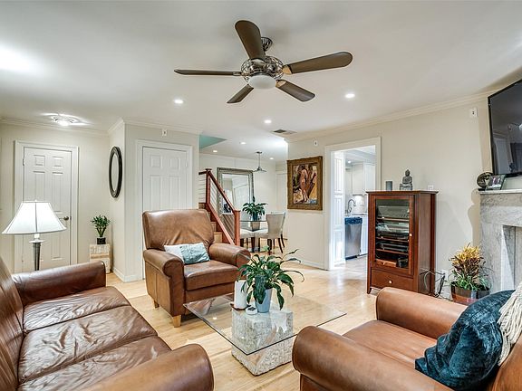3rd image of 5200 Martel Ave APT 40C