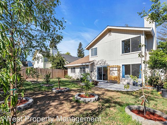 3rd image of 8248 Exbourne Cir