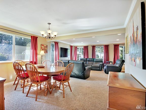 5th image of 11711 132nd Avenue Ct E