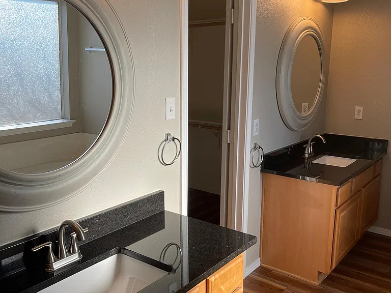 4700 Topaz Ln — Photo 10