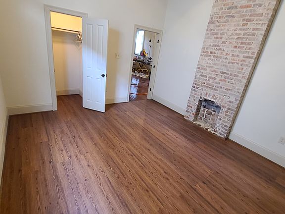 4th image of 2009 Elysian Fields Ave