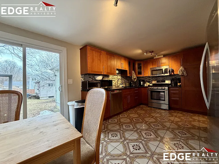191 Kenrick St — Photo 11