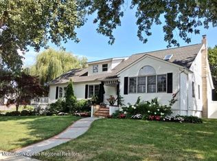 422 Salem Ave, Spring Lake, NJ 07762