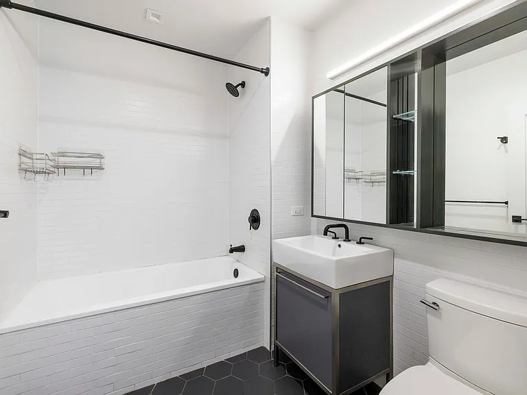 176 Woodward Ave #230 — Photo 8