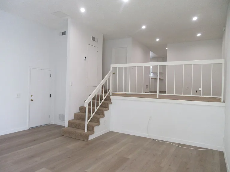 8865 Independence Ave #26 — Photo 8