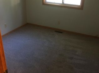 6972 Ramsey Rd, Hebron, IN 46341