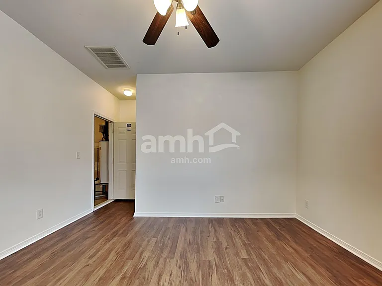 4636 Meadowfield Rd — Photo 7