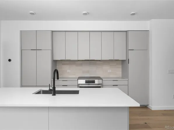 1601 Park Avenue #206, Denver, CO 80218