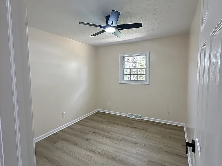 3968 Ganyard Ave — Photo 11