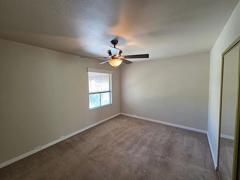 1809 E Frier Dr #2 — Photo 14