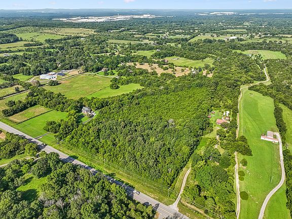 3rd image of 1 Murfreesboro Rd #1