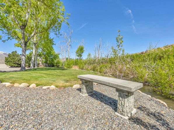 45 N River Ln, Coleville, CA 96107