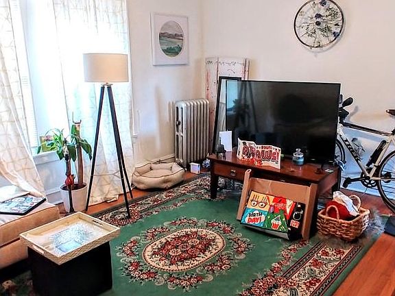 2nd image of 3947 W Cortland St #1