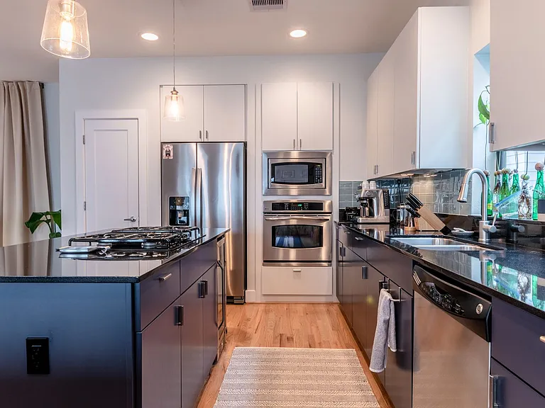 4104 Spencer St #B — Photo 12