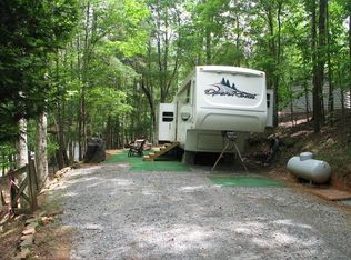 29 30th St, Ellijay, GA 30540