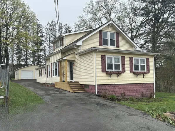 111 Reservation Ave, Beckley, WV 25801