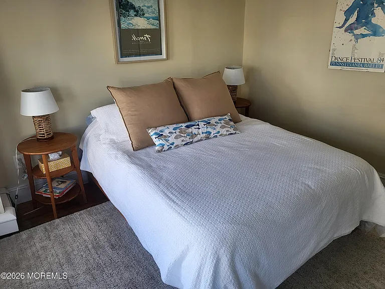 80 Heck Ave — Photo 29