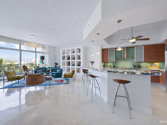 5th image of 701 SE 21st Avenue #502