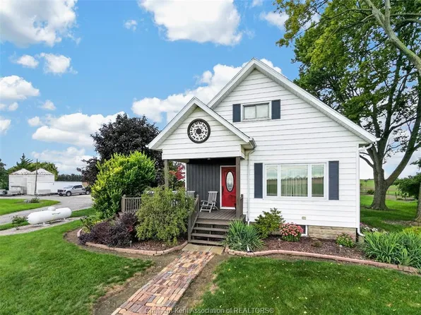 7703 Base Line, Chatham Kent, ON N8A 4L3
