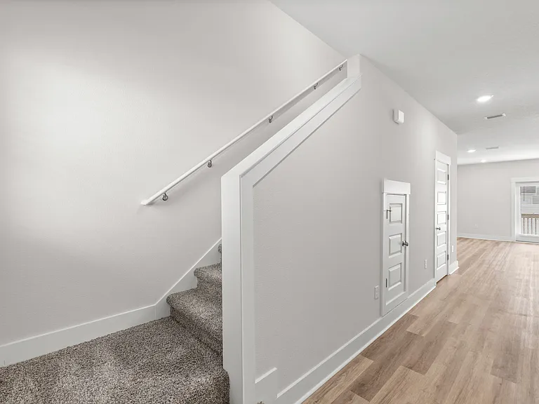 9497 Nature Creek Cir — Photo 5