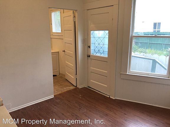2nd image of 38 Ozone Ave APT B