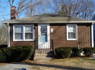 18 Oak St, Lyme, CT 06371