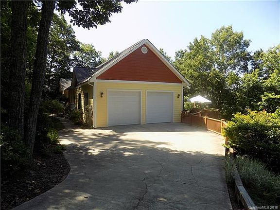 5th image of 29 Cedar Dr