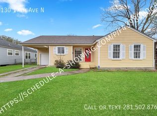 1130 17th Ave N, Texas City, TX 77590