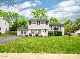 15 Princeton Drive, Jackson, NJ 08527