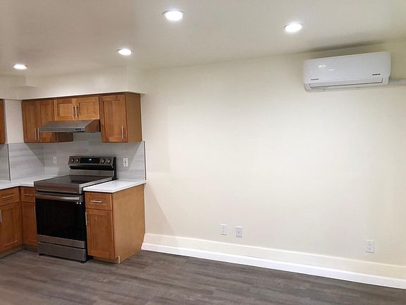 4th image of 382 Higate Dr