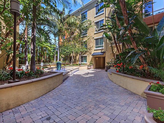 2nd image of 9423 Reseda Blvd APT 516