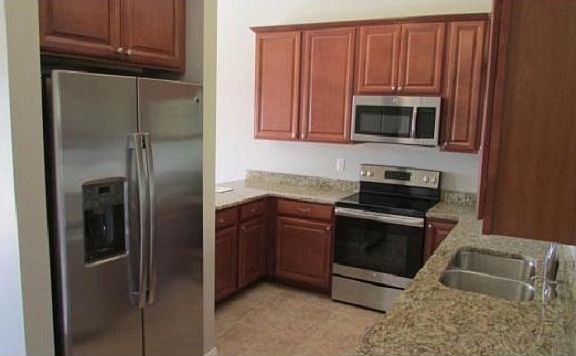 2nd image of 128 Southridge Dr