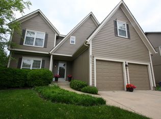 8711 W 132nd Pl, Overland Park, KS 66213