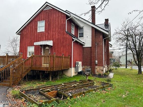 2nd image of 1112 N Juniata St