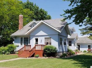 506 N Madison St, Carthage, IL 62321