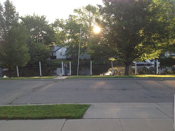 5th image of 514 S Belle River Ave