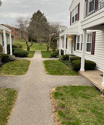 2nd image of 5 Heron Way S