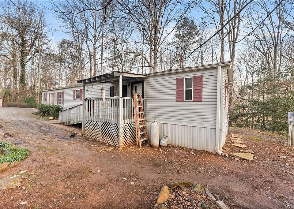1st image of 62 Dogwood Trl